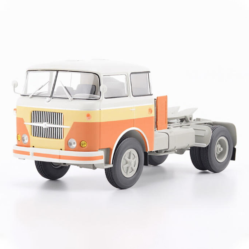 Vintage Collectible Trucks - Legierungsmodell im Maßstab 1:43, klassischer Vintage-SKODA-706-RTTN-Traktor,