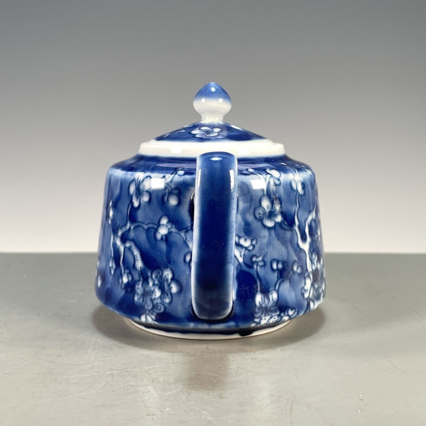 Handbemalte Blau-Weiße Flache  – Vintage Collectible Pottery Bewertung und Preis