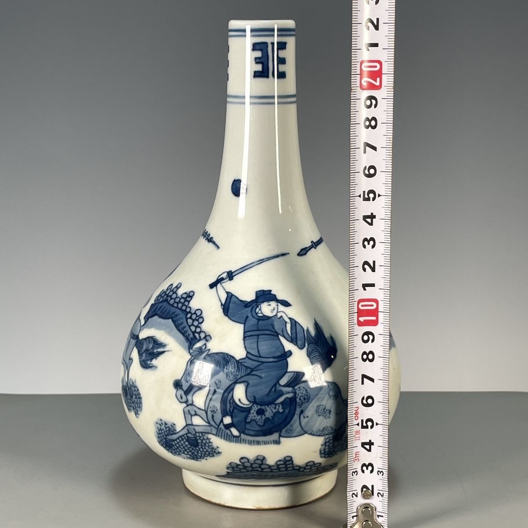 Antike Chinesische Blau-Weiße  – Vintage Collectible Pottery Bewertung und Preis